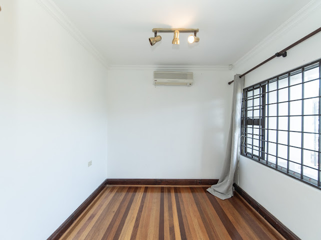 5 Bedroom Property for Sale in Summerstrand Eastern Cape